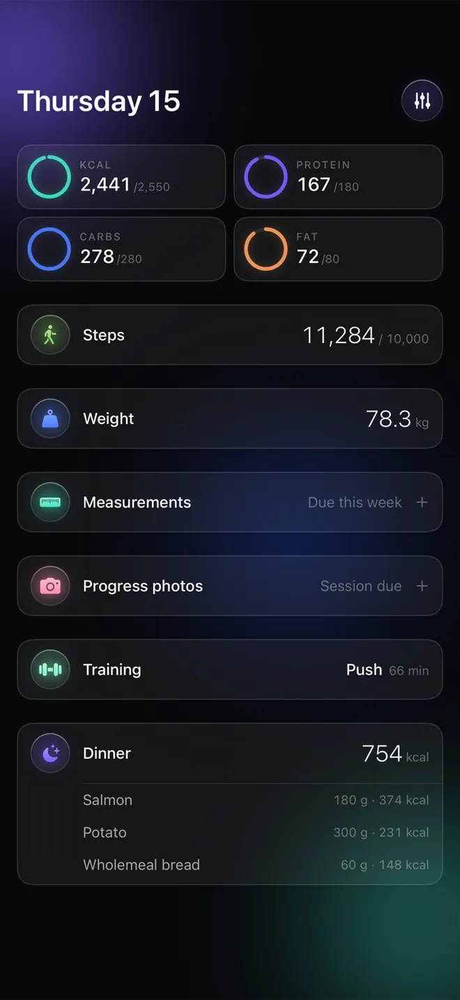 Umbral's Today screen: the day's calories and macros, steps, weight, measurements, training and dinner